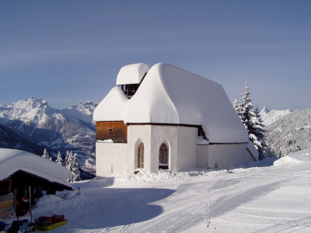 St-Agatha-Kirche-Winter-Panoramagasthof-Kristberg-Juergen-Zudrell-03.jpg